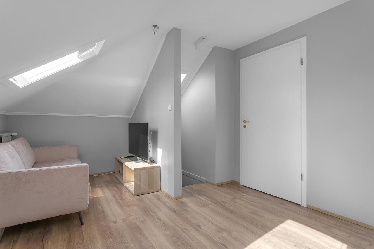 Apartment Spacious 4 Bedroom Apt - Ideal Location Reykjavik